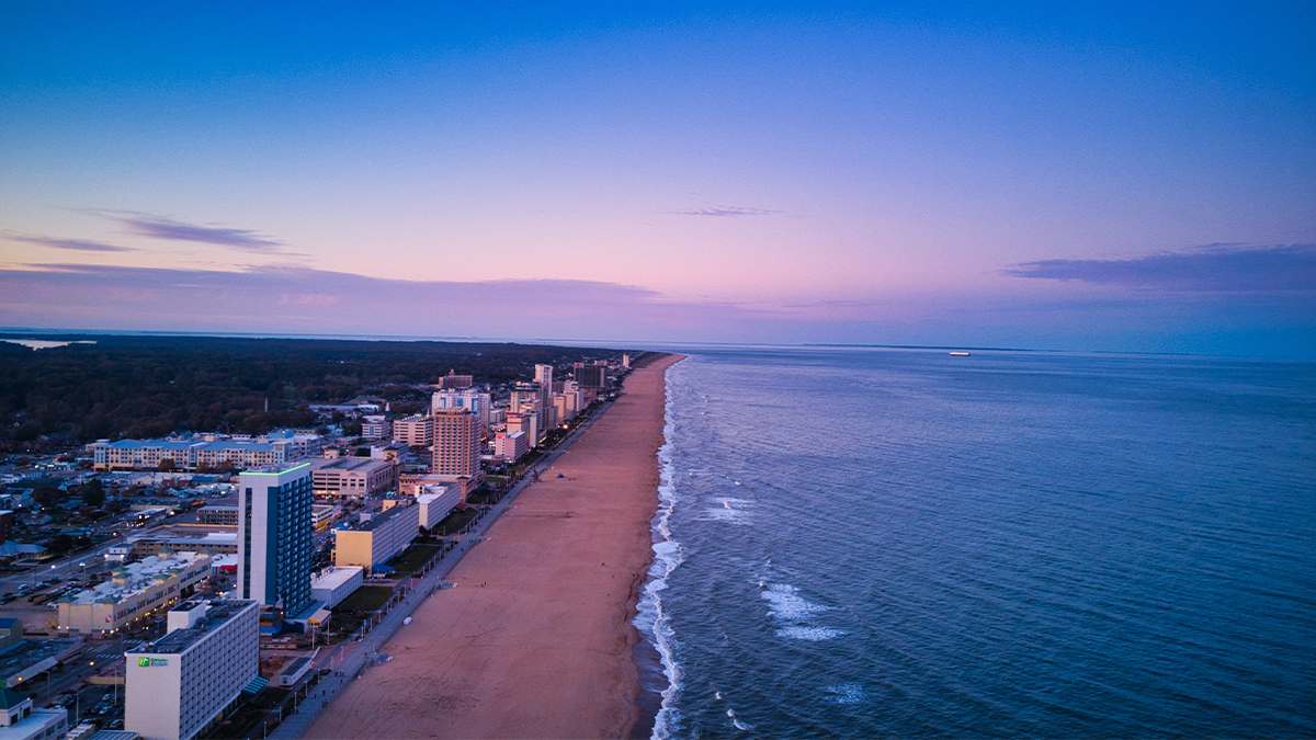 Explore 12 top attractions in Virginia Beach for 2024, including beaches and museums.