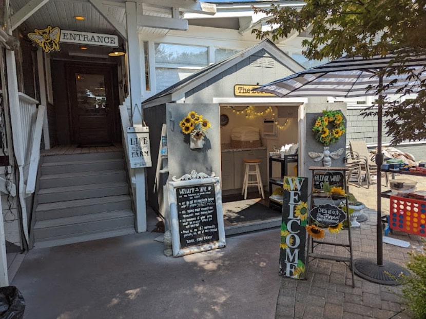 The entrance to The Bee & The Biscuit restaurant in Virginia