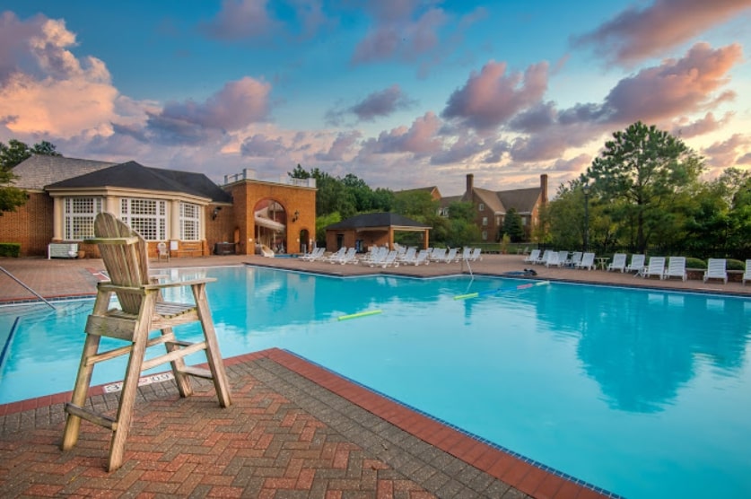 Pool at The Founders Inn and Spa hotel